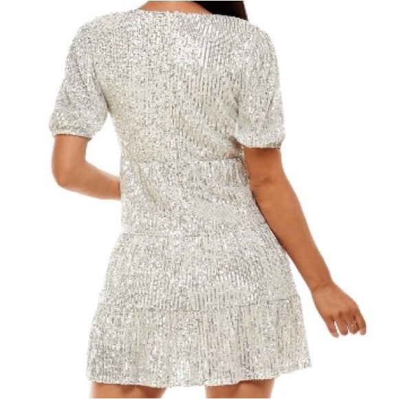 Xtraordinary Champagne Silver Sequined Tiered Mini Dress Size M - Picture 2 of 9
